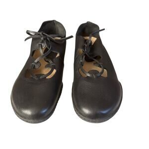Uffizi Womens Black Leather Flats Shoes Size 40 9/9.5 Brazil Leather Lace